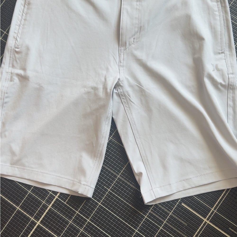 Hurley Men's stone gray  Shorts